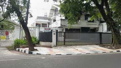 Dijual rumah Mewah di Lengkong, Bandung - LT 289m²