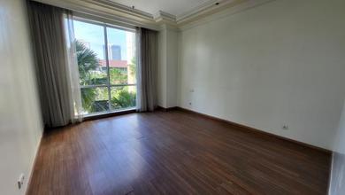 Apartemen Berkelas Dijual di Pakubuwono, Jakarta Selatan, Luas 196m²