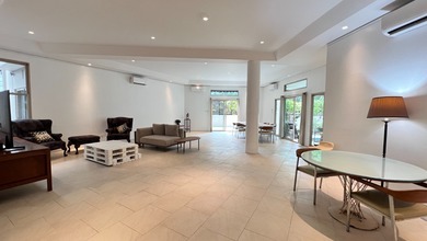 Rumah Sewa di Kawasan SCBD, Jakarta Selatan, Lokasi Strategis, Harga Menarik