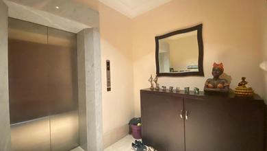 Apartemen Modern area Pakubuwono, Jakarta Selatan, LT 245 m2