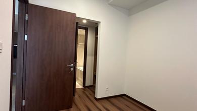 Dijual Segera Apartemen 2BR Semi Furnished Kondisi Bagus Siap Huni