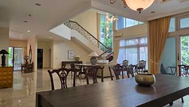 Rumah Megah Furnished Lokasi Strategis Daerah Permata Hijau