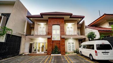 Rumah Area Luxury Kebayoran Baru, Jakarta Selatan - Harga Menarik 33 Miliar