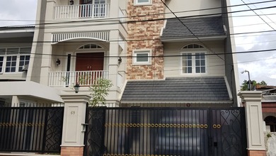 Rumah Sewa di Kawasan Setiabudi, Jakarta Selatan, Lokasi Strategis, Harga Menarik