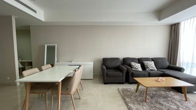 Jual Unit Apartemen Siap Huni 2BR Furnished Good Condition