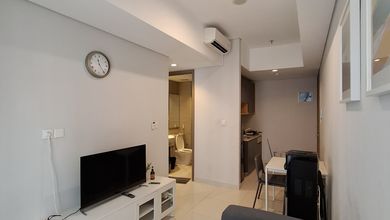 Kontrak Apartemen Murah di Tanjung Duren, Jakarta Barat, 2 KT