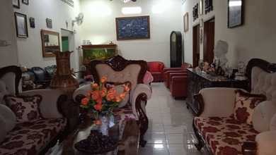 Hunian Mewah di Kawasan Condet, Jakarta Timur, LB 290m², Harga 3 Miliar