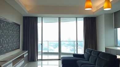Apartemen Nyaman Disewakan di Mampang Prapatan, Jakarta Selatan, LB 204m²