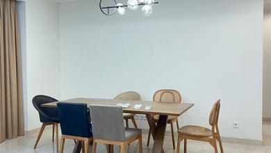 Sewa Apartemen Modern di Pondok Indah, Jakarta Selatan, LB 159m²